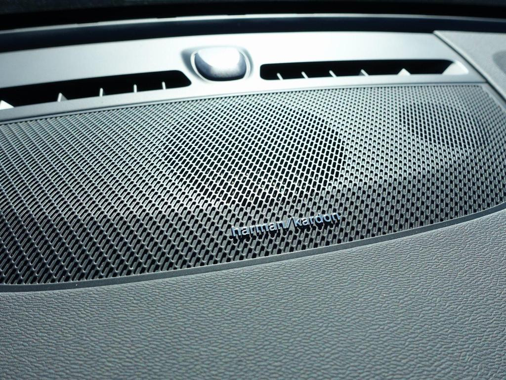 Volvo EX40