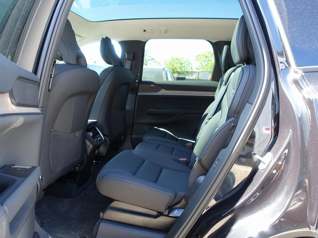 Volvo EX90