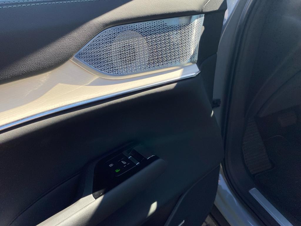 Volvo EX90