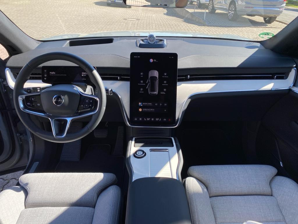 Volvo EX90