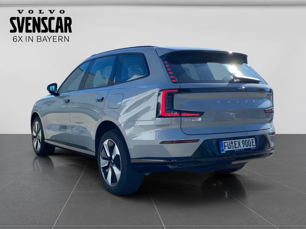 Volvo EX90