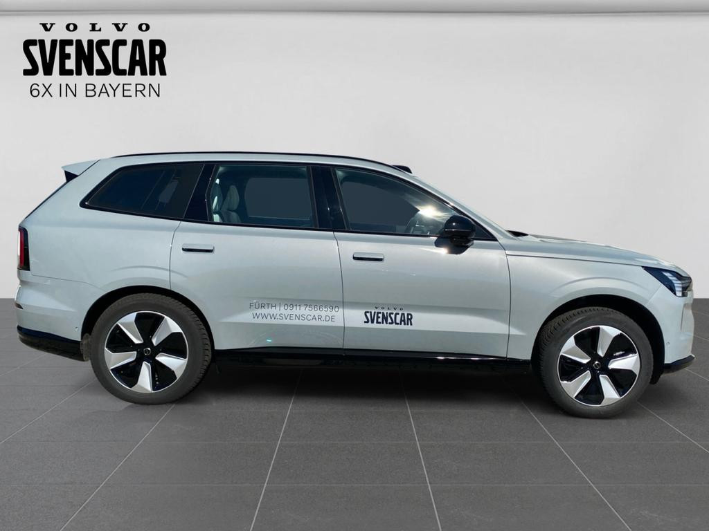 Volvo EX90