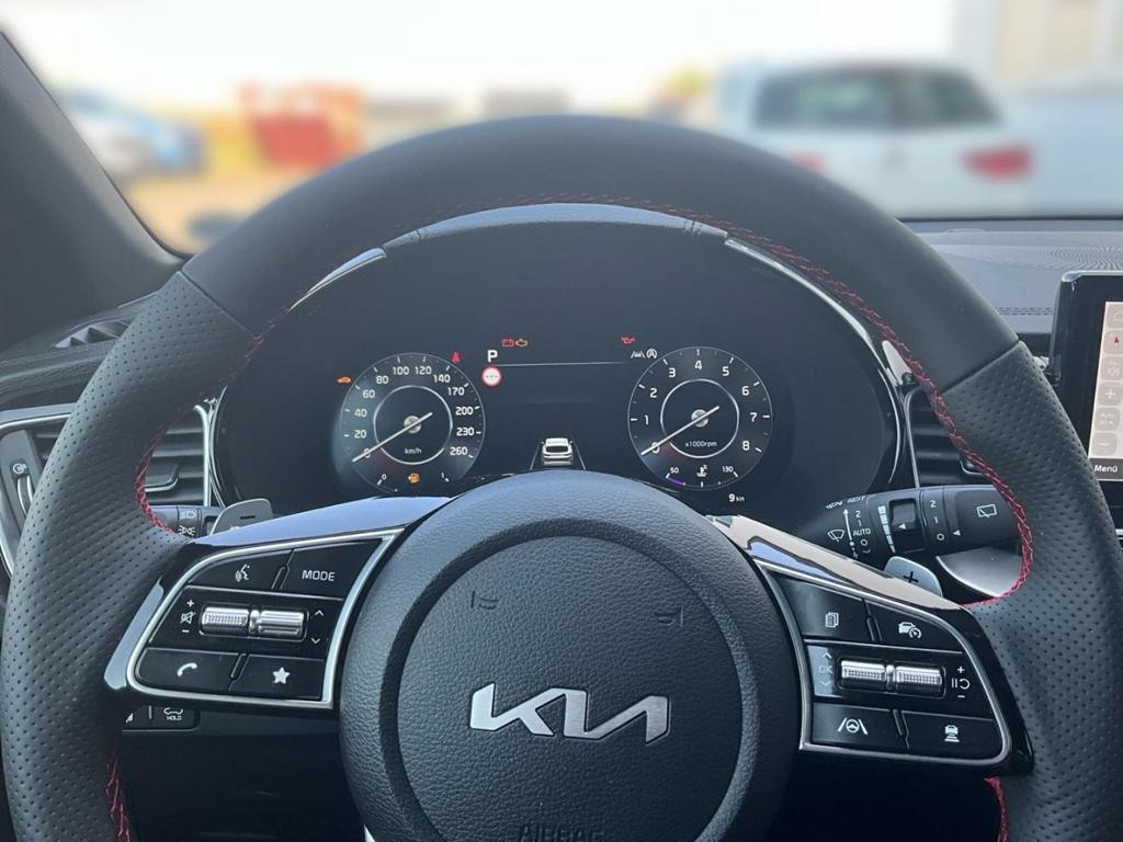 Kia ProCeed