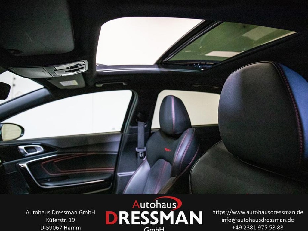 Kia ProCeed