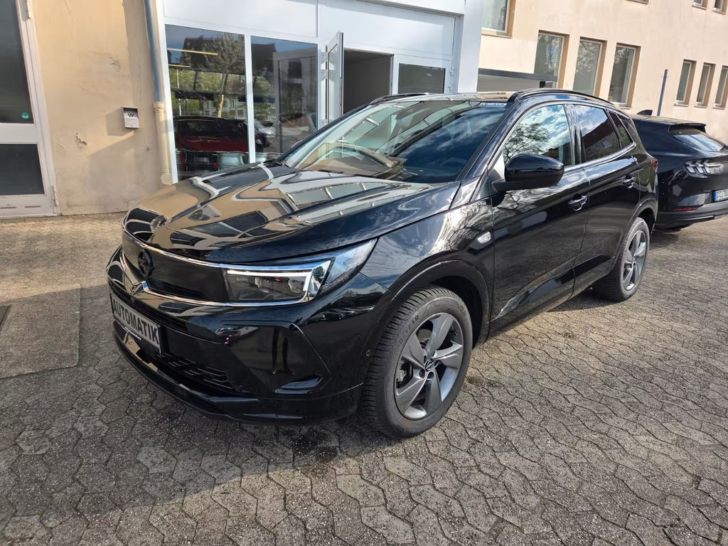 Opel Grandland Grandland 1.2 AUTO. ACC MATRIX 360° WiPa