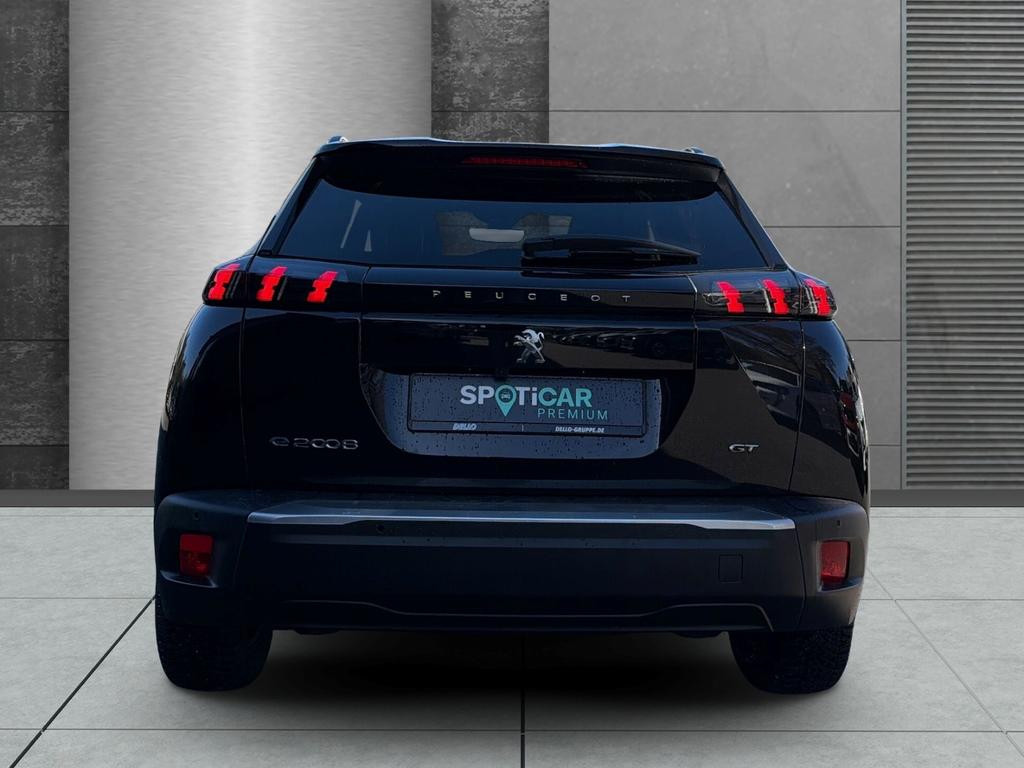 Peugeot e-2008