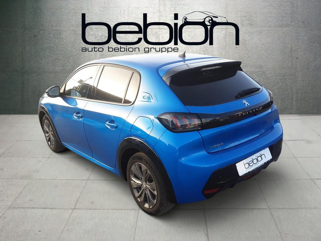 Peugeot e-208