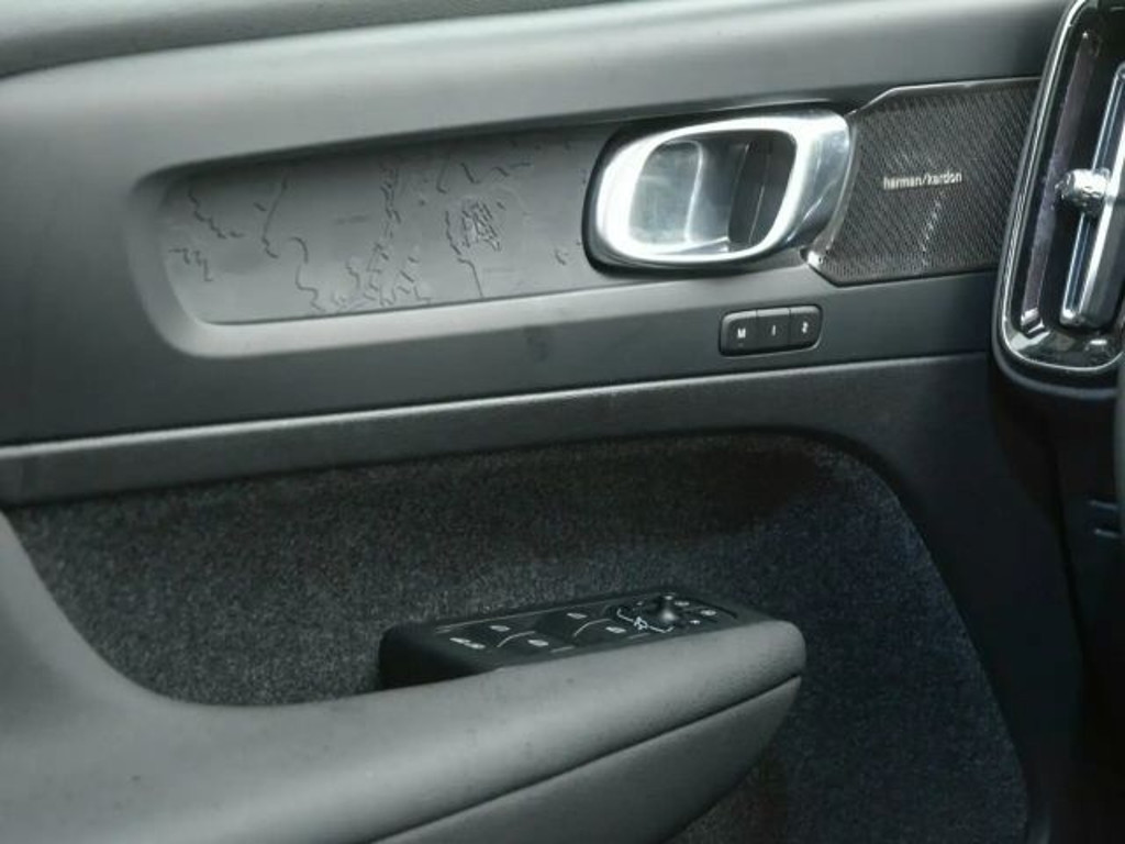 Volvo C40