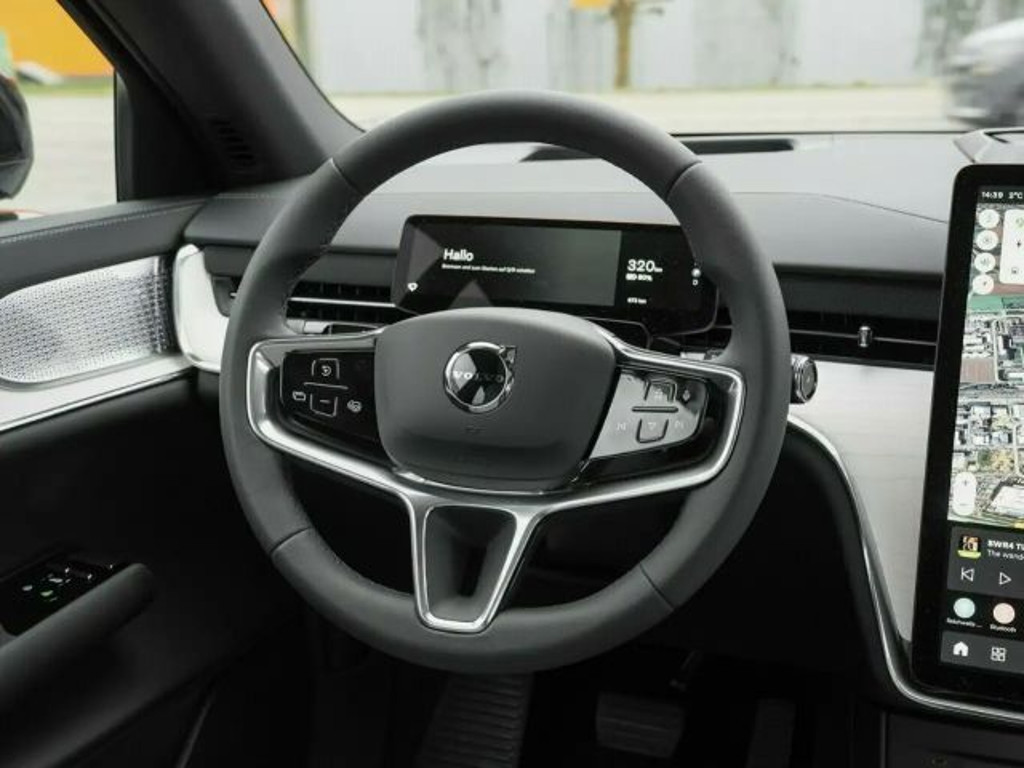 Volvo EX90