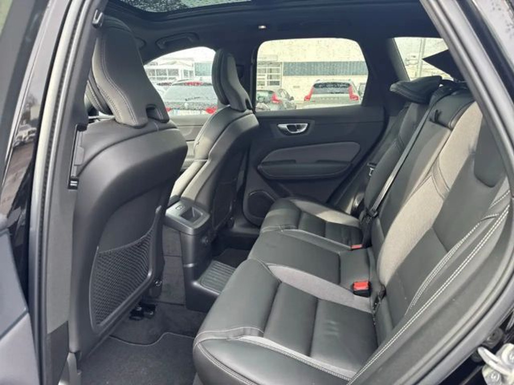 Volvo XC60 AWD T8 Recharge Dark Ultra