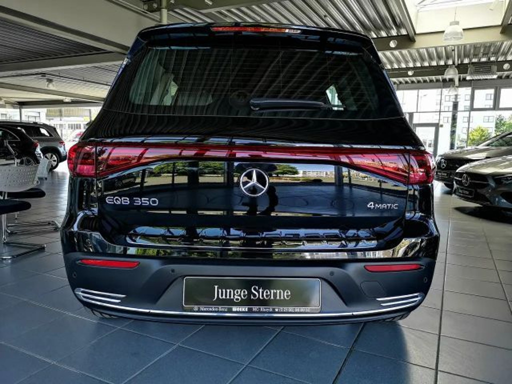 Mercedes-Benz E-Klasse EQB 4MATIC Progressive 350 Advanced