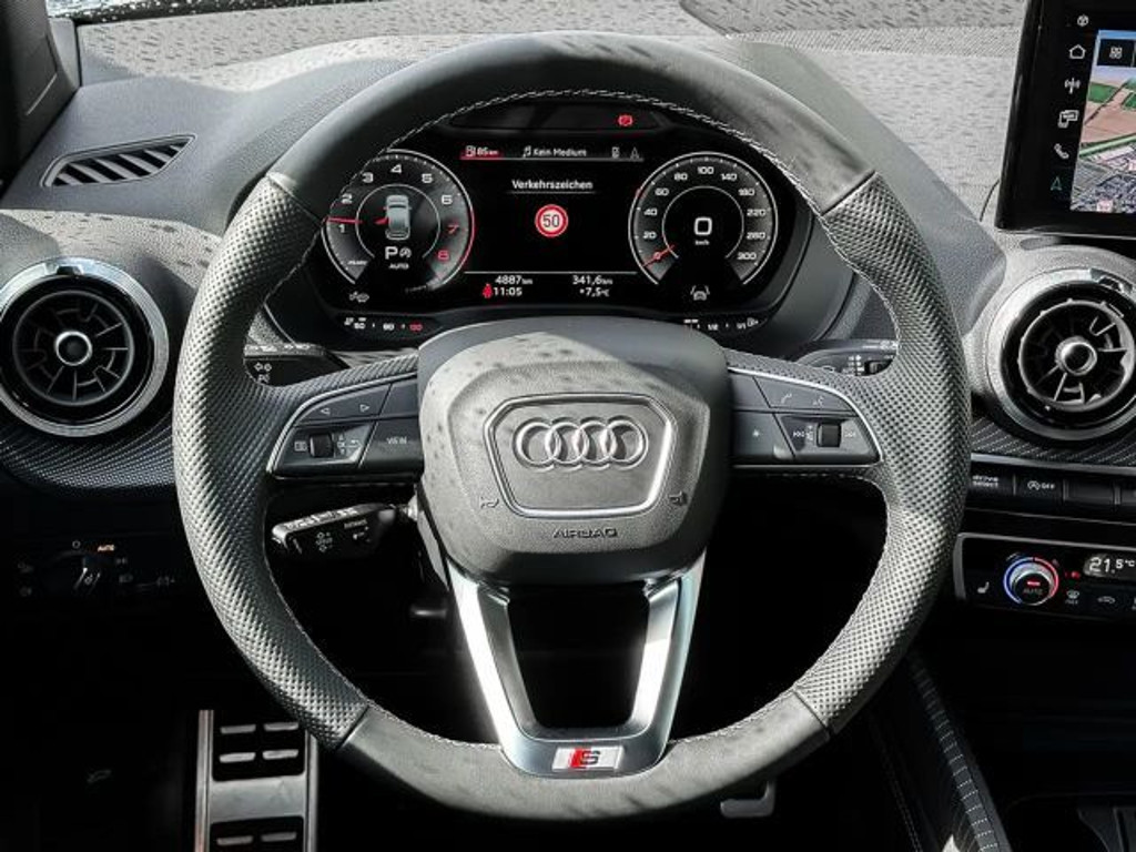 Audi SQ2