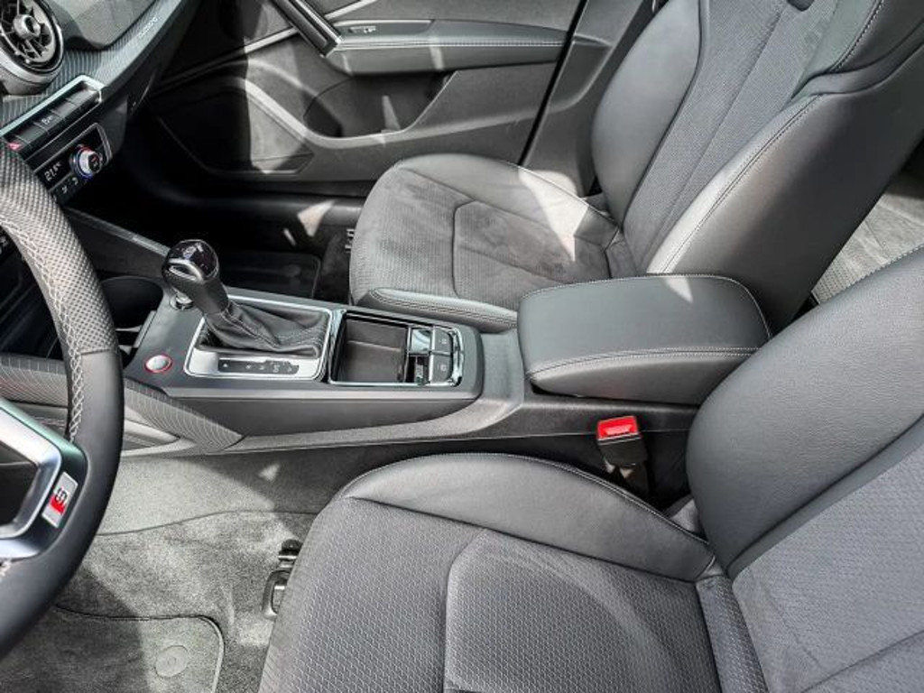 Audi SQ2