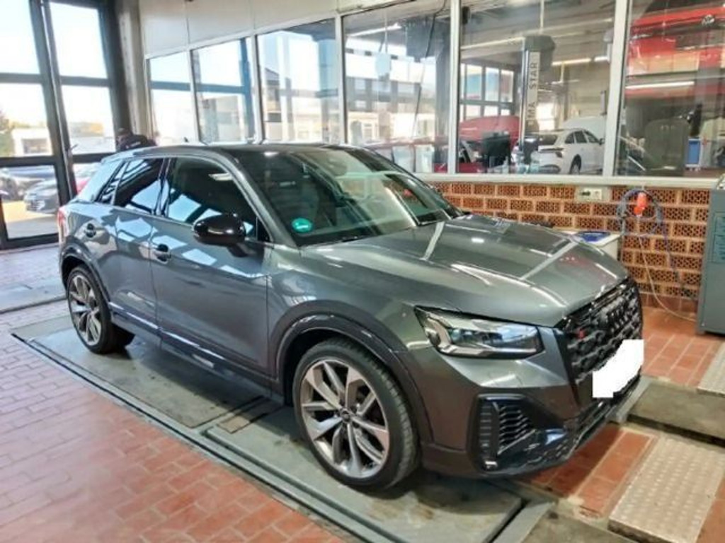 Audi SQ2