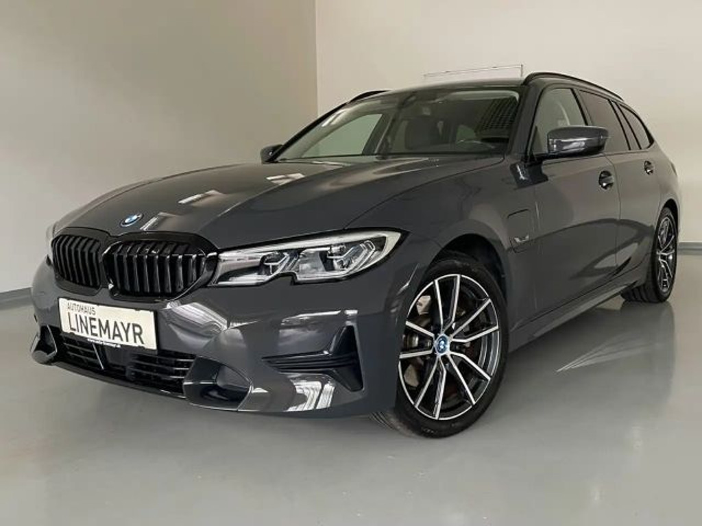 BMW 3 Serie 320 Sport Line Touring 320e