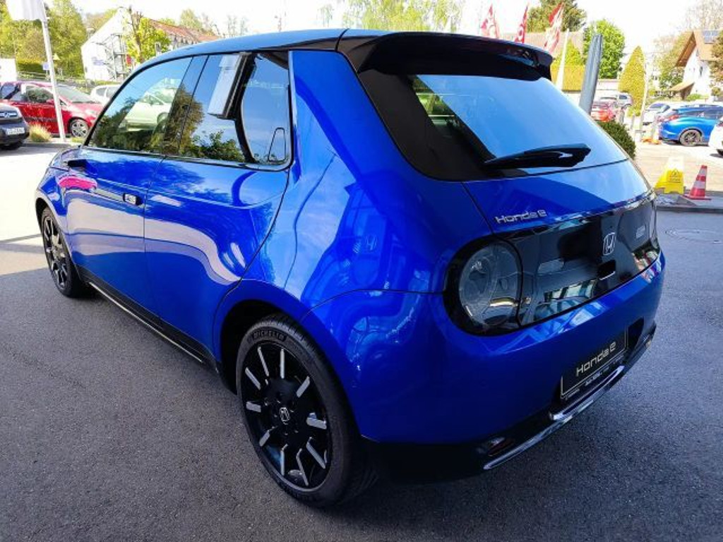 Honda e