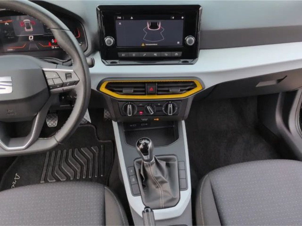 Seat Arona