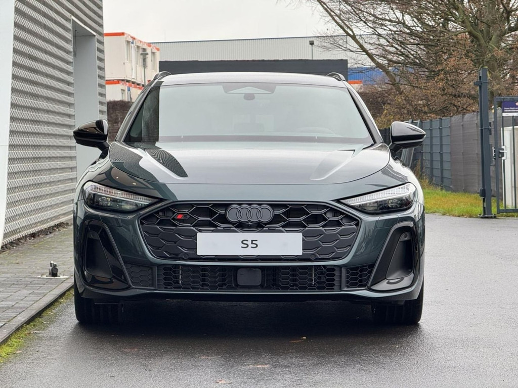Audi S5