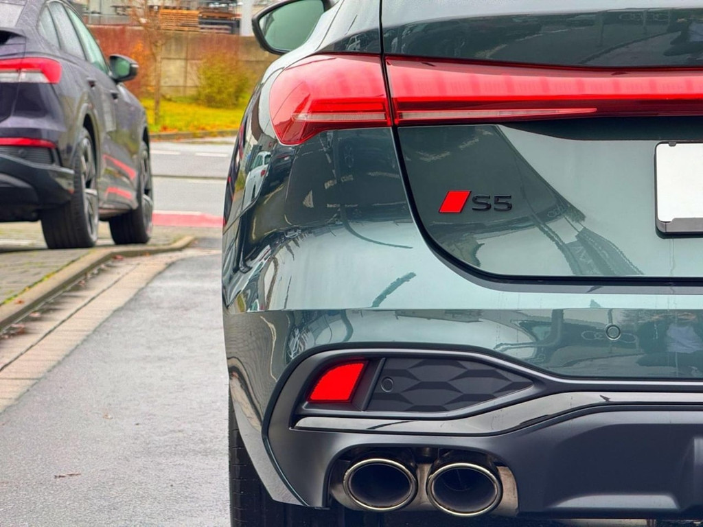 Audi S5