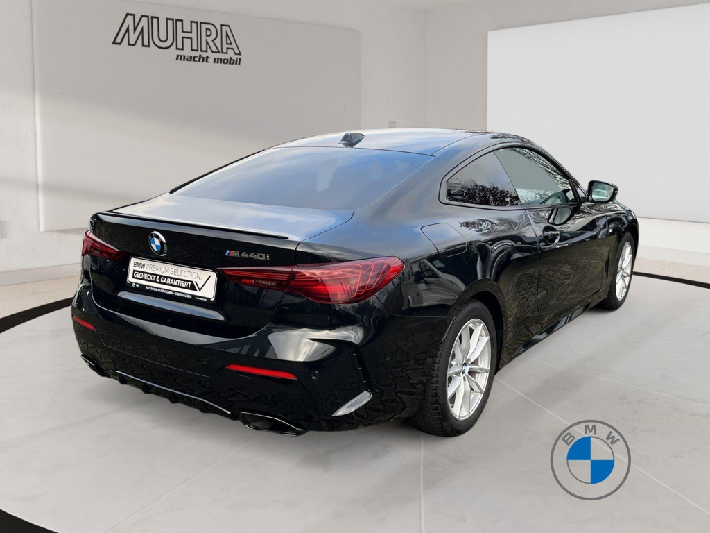 BMW M440