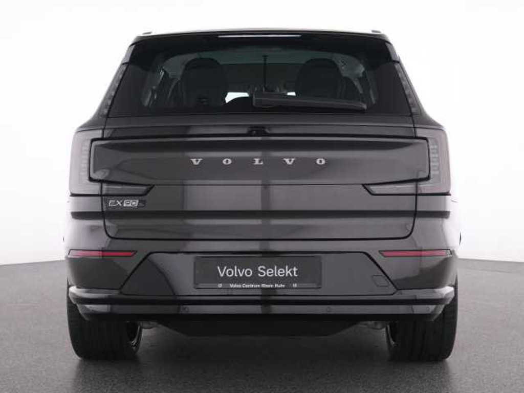 Volvo EX90