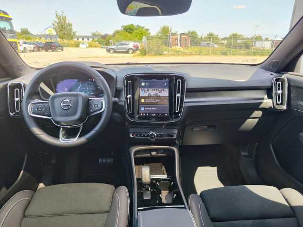 Volvo C40
