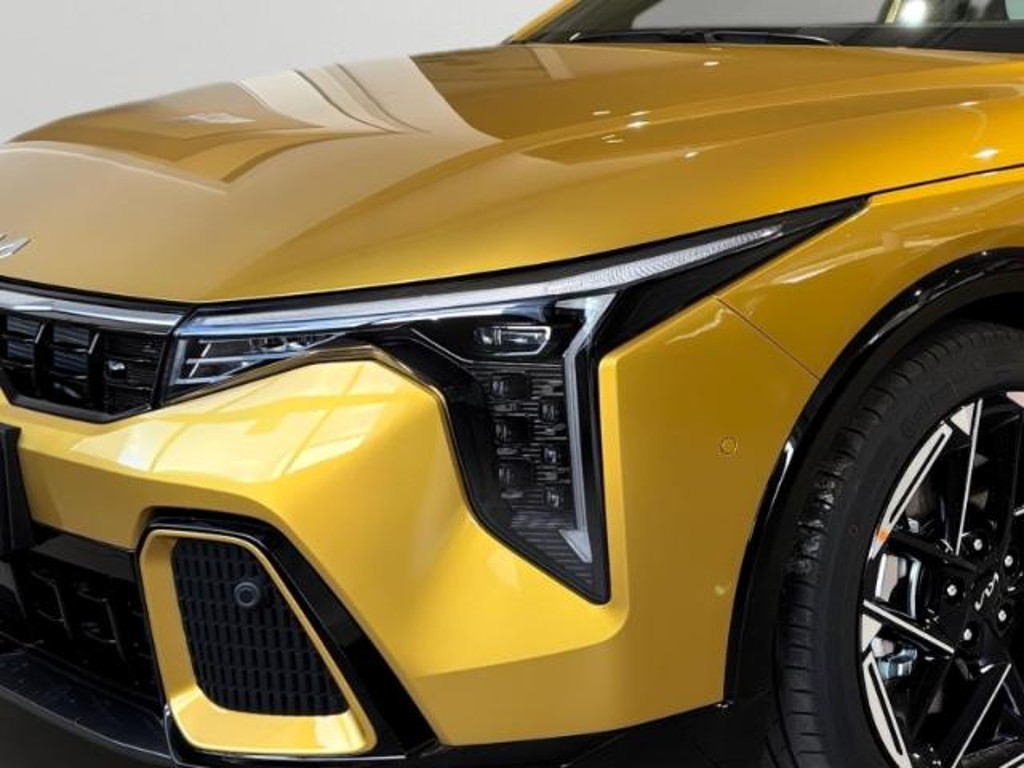 Kia K4