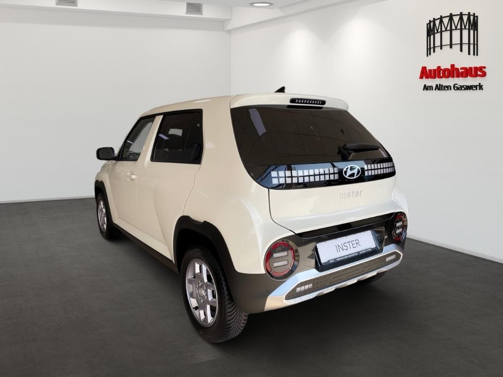 Hyundai INSTER