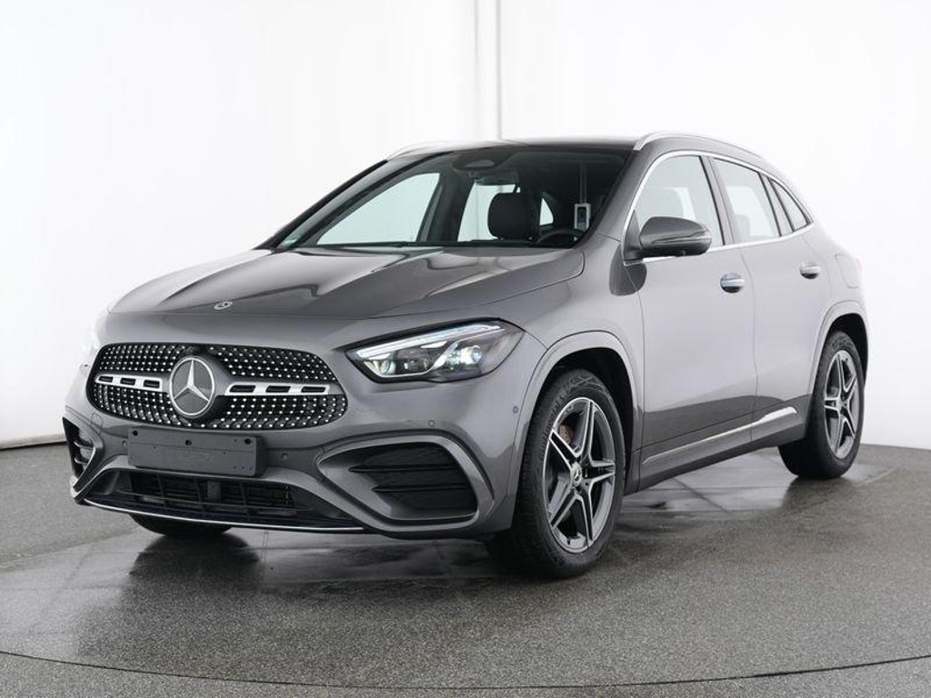 Mercedes-Benz GLA-Klasse GLA 200 AMG Line Premium