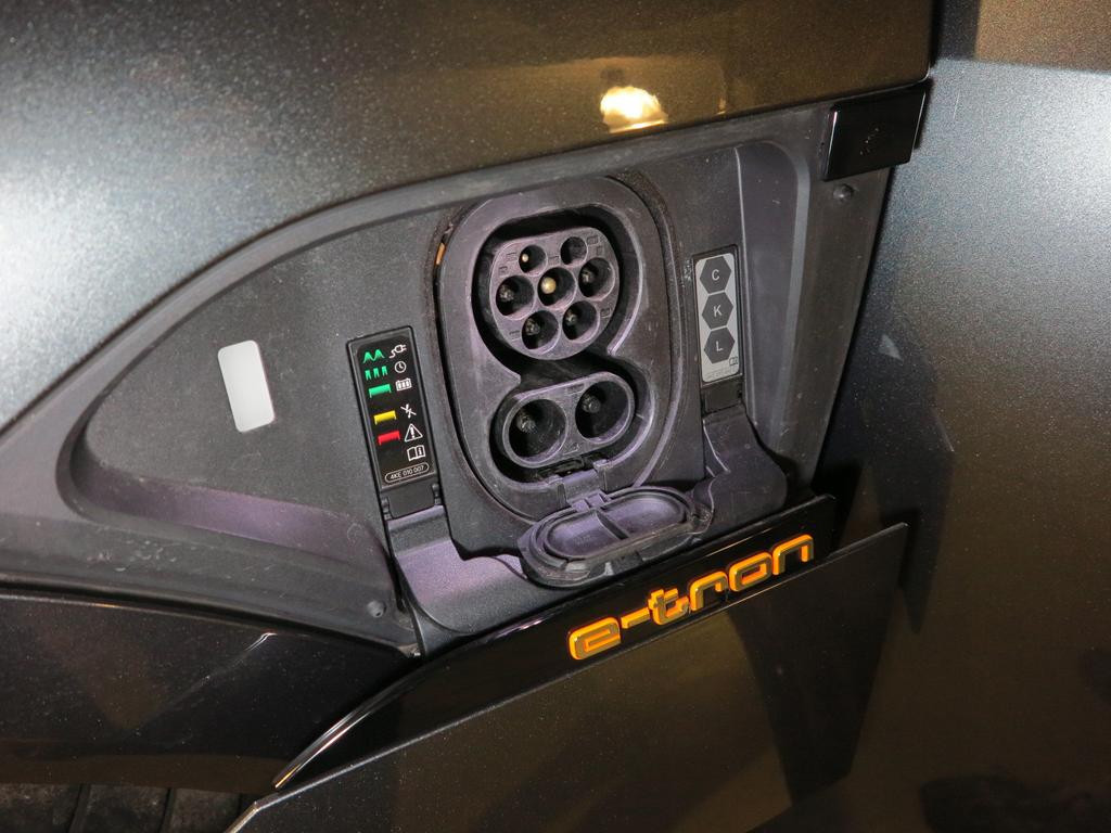Audi e-tron