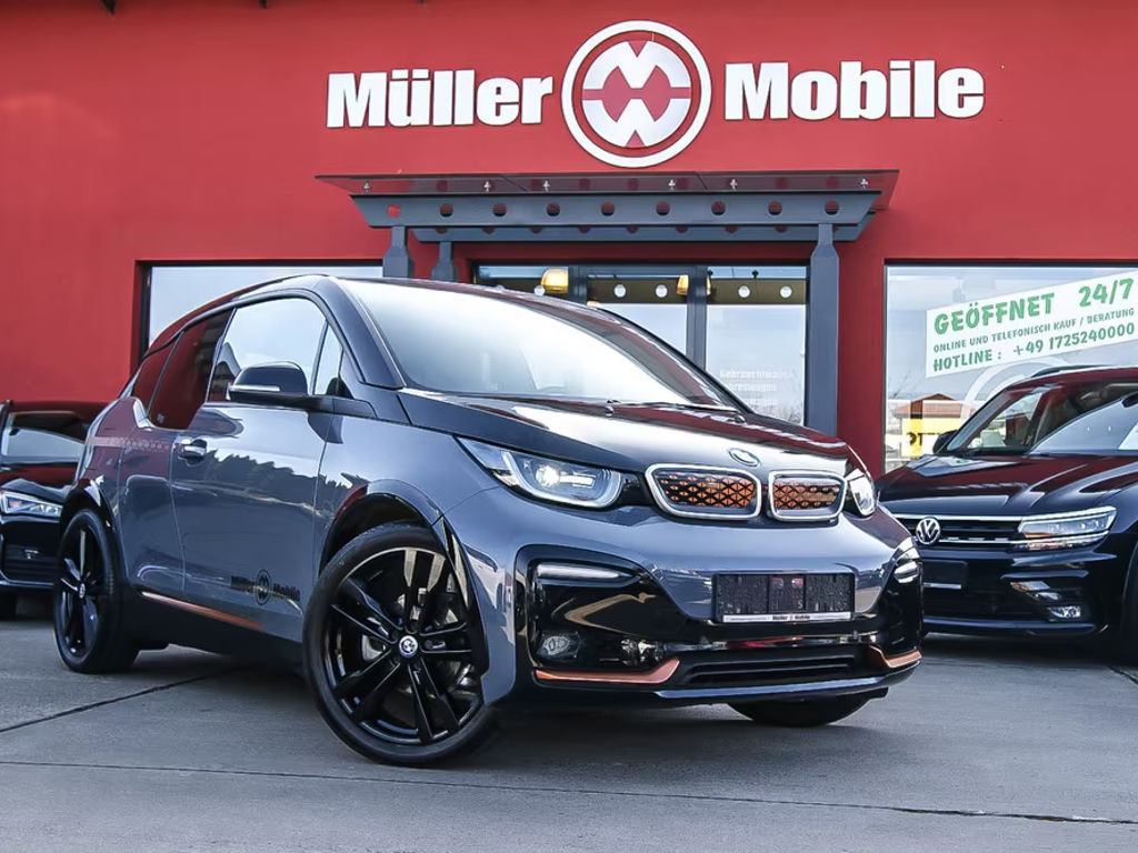 BMW i3 Sedan S
