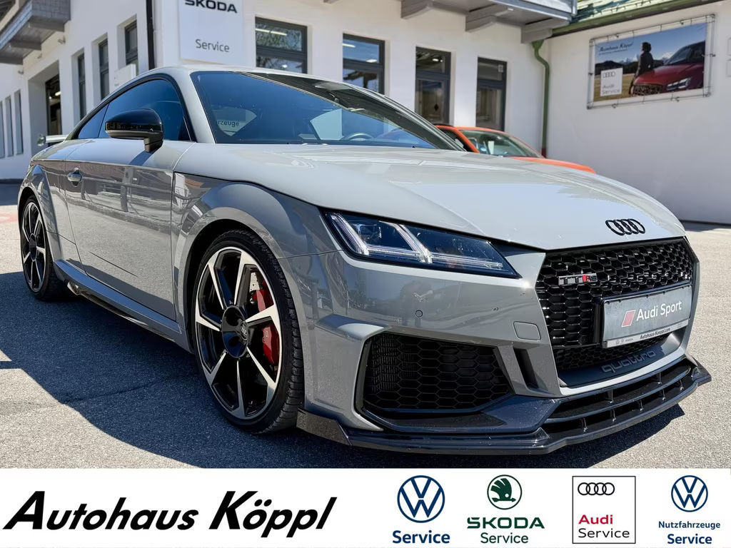 Audi TT RS Coupé Quattro S-Tronic