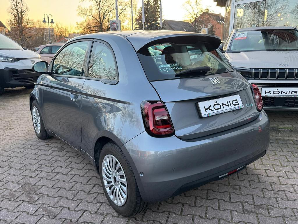 Fiat 500e KOMFORT 118PS 42kWh CARPLAY*SHZ*KAMERA*PDC