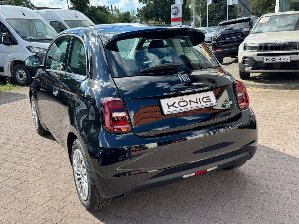 Fiat 500e MY23 118PS 42kWh KLIMA*CARPLAY*TEMPOMAT*DAB
