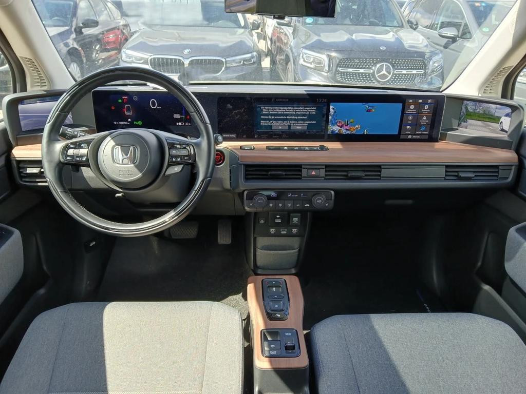 Honda e
