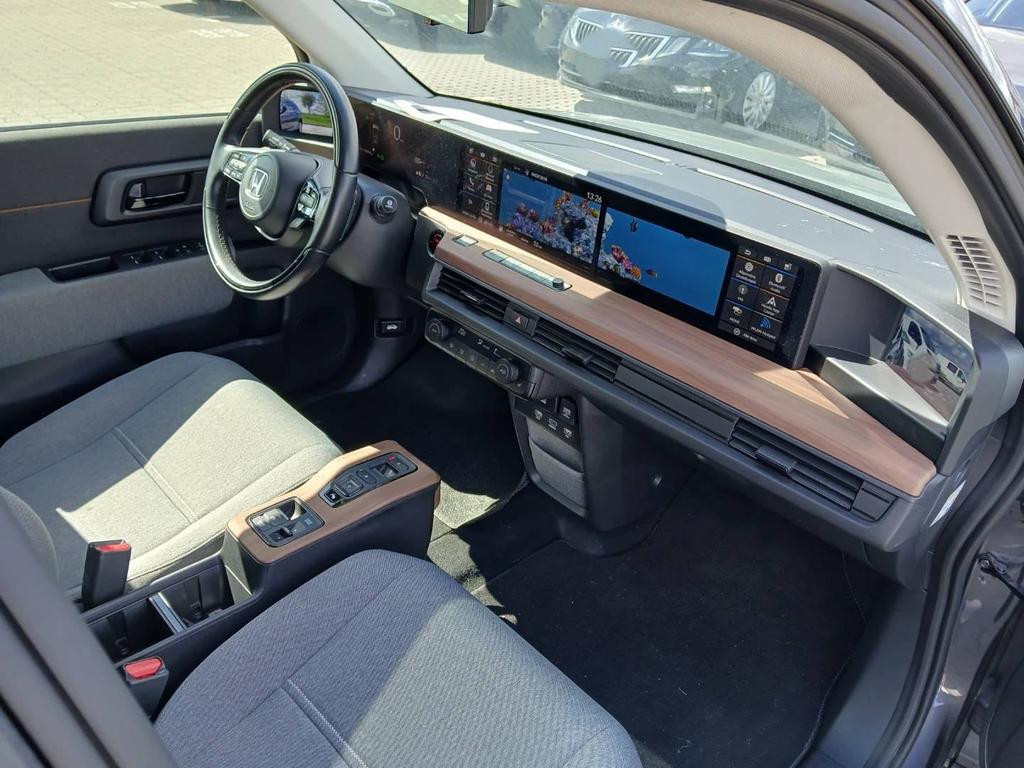 Honda e