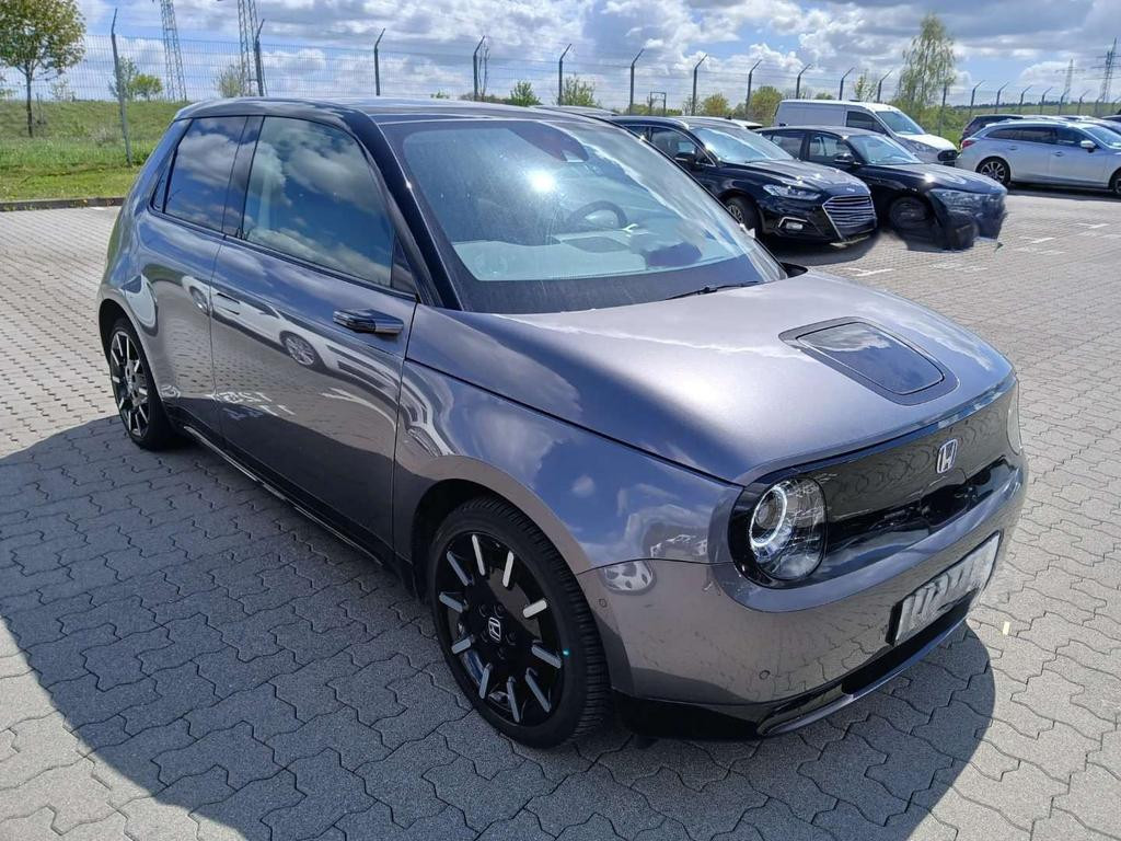 Honda e