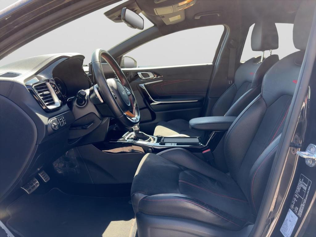 Kia ProCeed