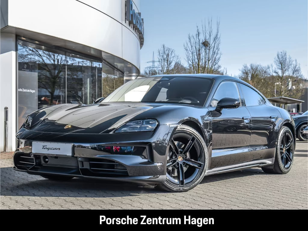 Porsche Taycan Black Edition 4