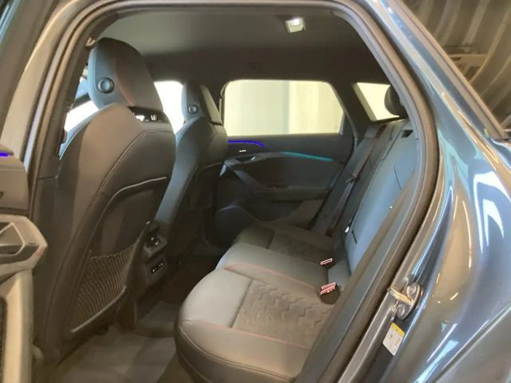 Audi S6 e-tron
