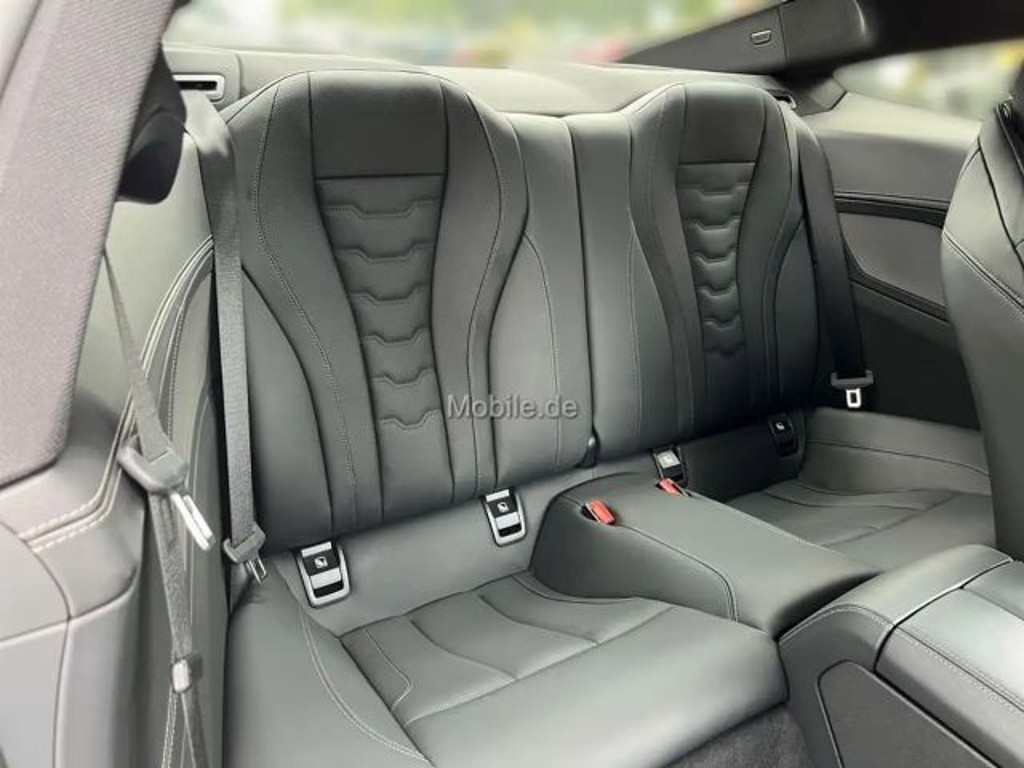 BMW M850