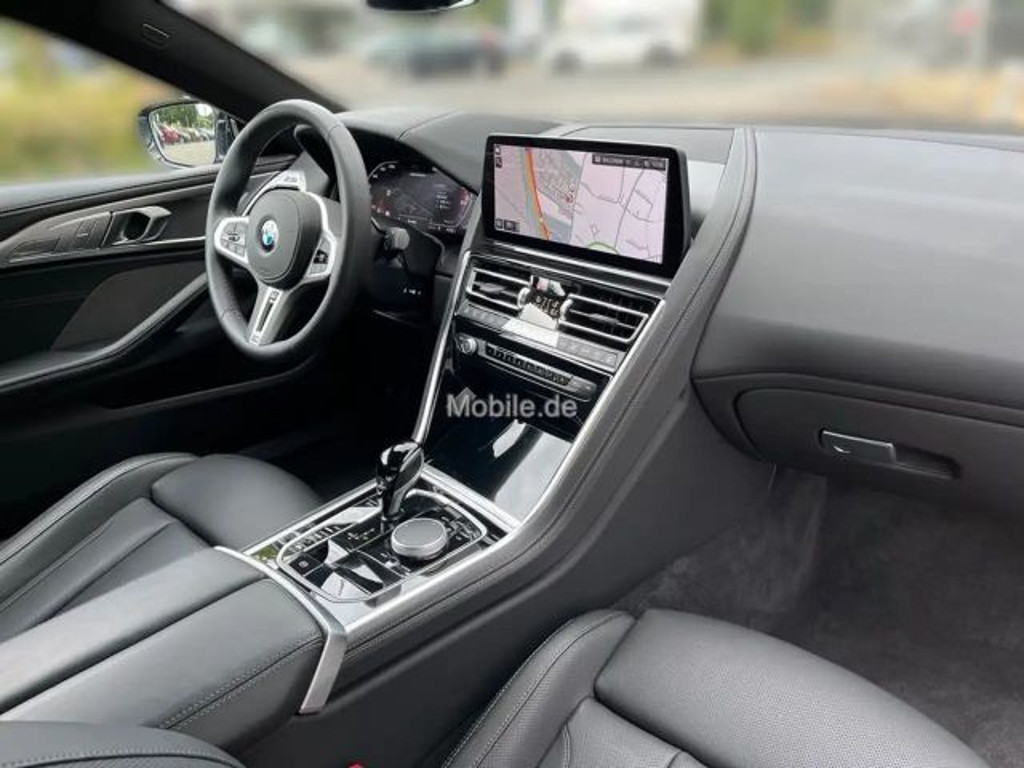 BMW M850
