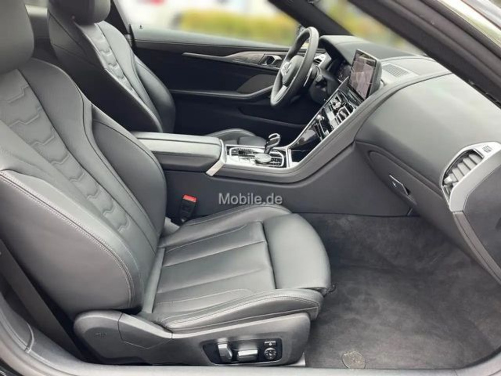 BMW M850