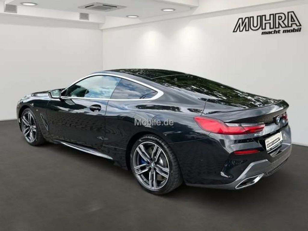 BMW M850