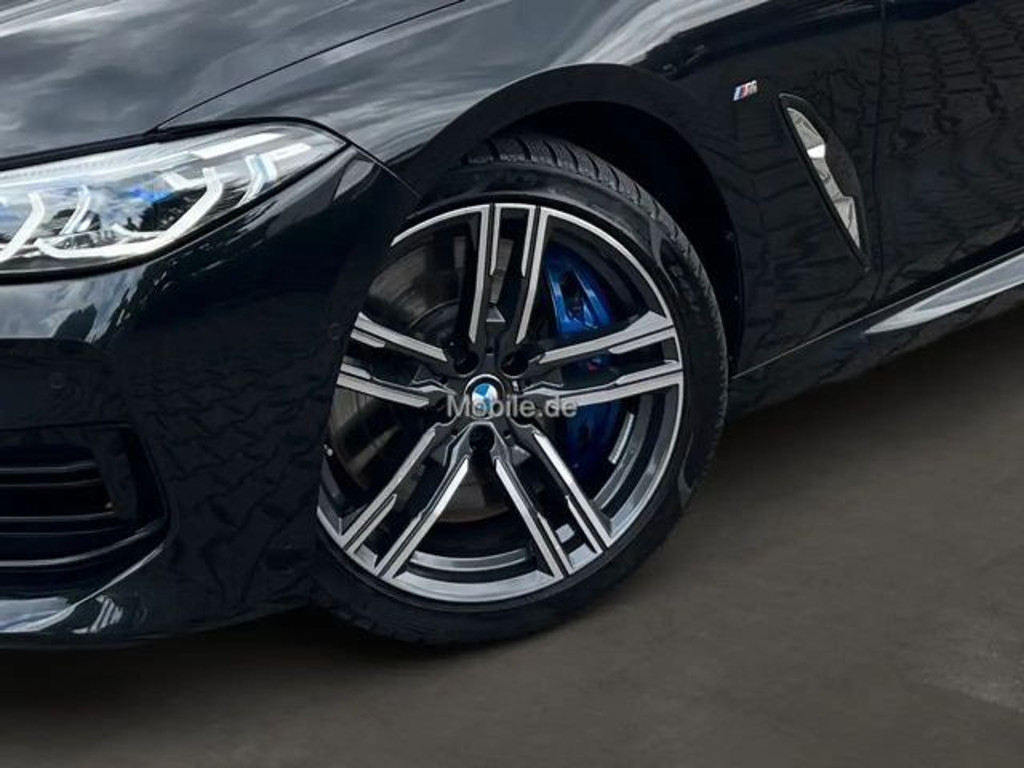 BMW M850