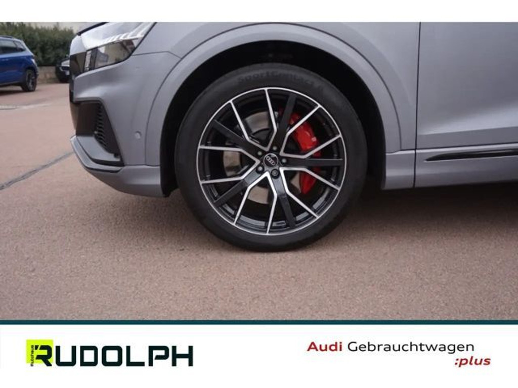 Audi SQ8
