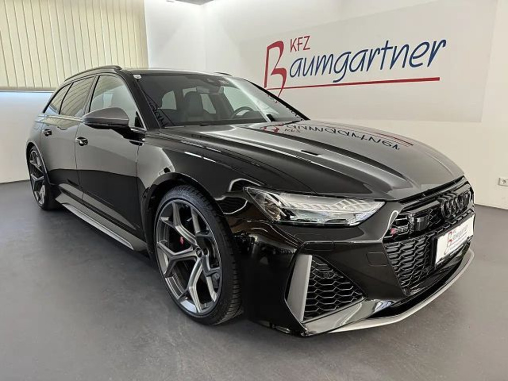 Audi RS6 Avant Quattro S-Tronic Performance