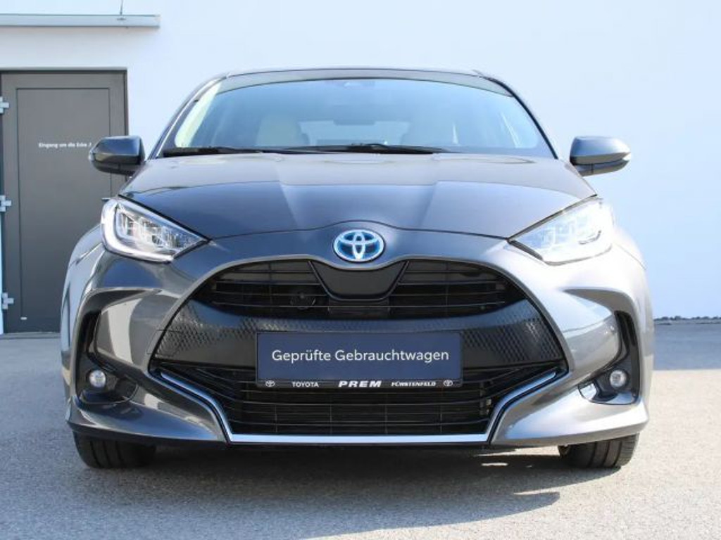 Toyota Yaris Hatchback Lounge Hybride VVT-i