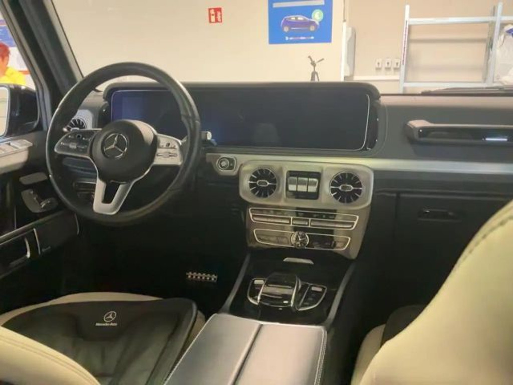 Mercedes-Benz G-Klasse