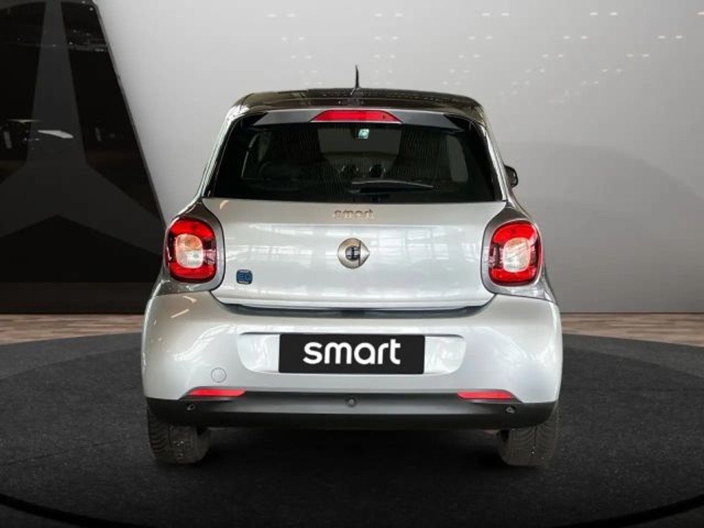 Smart EQ forfour